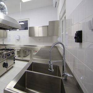 Neutralna oprema inox