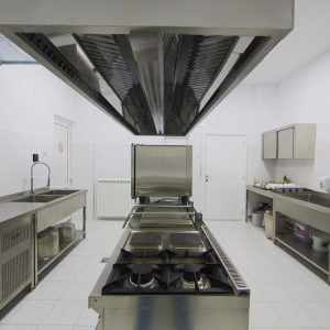 Neutrala i hladni sto Acero