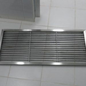 Podna rešetka od inoxa