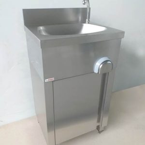 Sanitarni umivaonik na zatvorenom postolju Acero